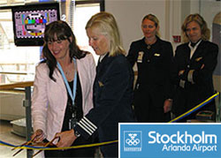Image: SAS cutting the ribbon that officially inaugurated the Stockholm - Tromso route