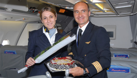 Image: Cake of the week. Airone celebrate new domestic route from Milan Malpensa (MXP) to Lamezia Terme (SUF)