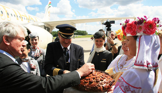 Image: Celebrating the arrival of Etihad’s inaugural flight to Minsk
