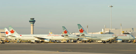 Image: Air Canada planes on the apron