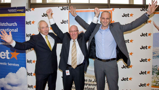 Image: Christchurch Mayor Bob Parker, CIAL CEO Jim Boult, Jetstar CEO Bruce Buchanan at the Jetstar domestic services launch