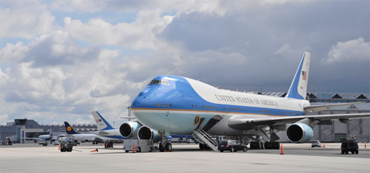 Image: Air Force One at Dresden in June 2009