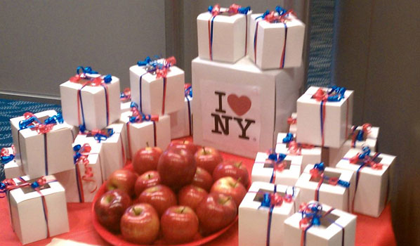 Norfolk celebrated the new American Eagle connection with 'The Big Apple'