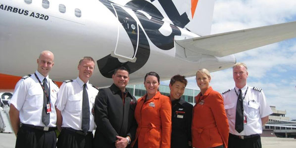 Jetstar’s new route between Melbourne and Ballina coincided with the delivery of the airline’s 50th A320 family aircraft, which this crew, headed by Captain Joshua Hocking and Cabin Manager Paul Wensor, was proud to fly.
