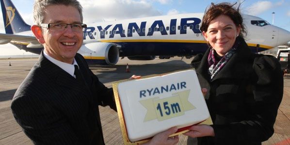 Robin Tudor, Head of PR at Peel Airports, owners of Liverpool Airport, and Ryanair’s Sales and Marketing Executive Maria Macken celebrated 15 million Ryanair passengers at Liverpool Airport since the airline first began serving the airport in 1988, initially from Dublin only. A cake was baked to mark the occasion!