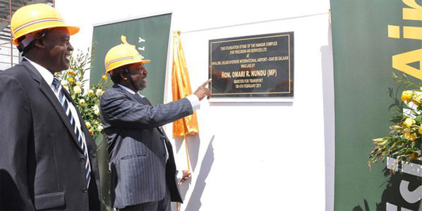 February 2011: Tanzania’s Minister of Transport, Omari R. Nundu, unveils Precision Air’s ATR hangar – the only full-maintenance, repair and overhaul ATR service provider in East and Central Africa.