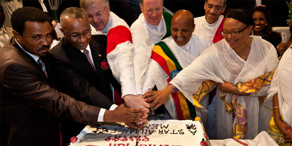 Lufthansa, Star Alliance and Ethiopian Airlines CEOs mark Ethiopian Airlines entry into Star Alliance by cutting a celebratory cake.