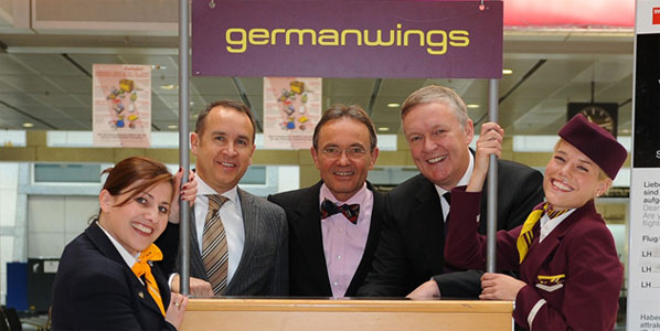 The route-swap announcement in Stuttgart: Oliver Wagner, SVP Direct Services Lufthansa, Georg Fundel, Managing Director Stuttgart Airport, and Thomas Winkelmann, Managing Director germanwings.
