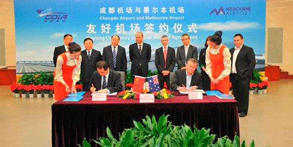 A cooperation agreement was signed this week by Chengdu Shuangliu’s Yang Taidon, VGM Sichuan Province Airport Group; and Chris Woodruff, Melbourne Airport’s CEO. 