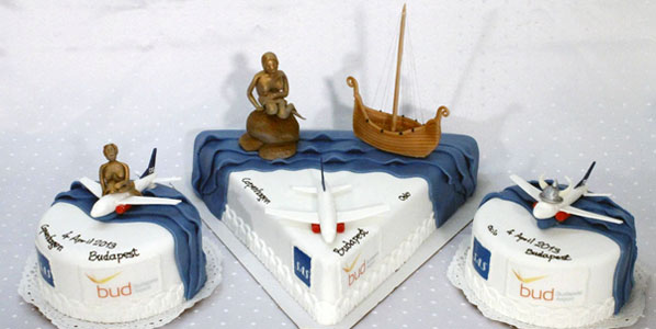 Baked by Diana, Budapest’s ‘creative brain’ when it comes to route launch cakes, to celebrate SAS’ route launches to Budapest from Copenhagen and Oslo, they of course feature Copenhagen’s Little Mermaid and Vikings.