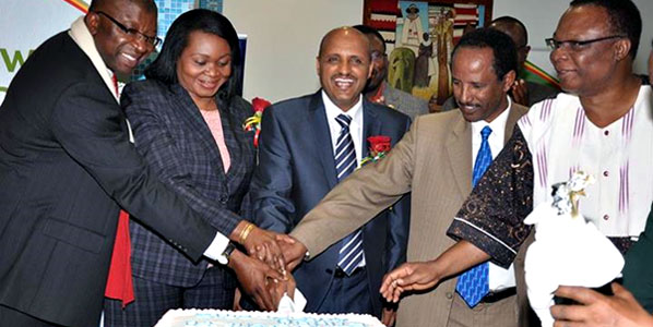 The cake cutting ceremony for the launch of Ethiopian's third Nigerian destination.