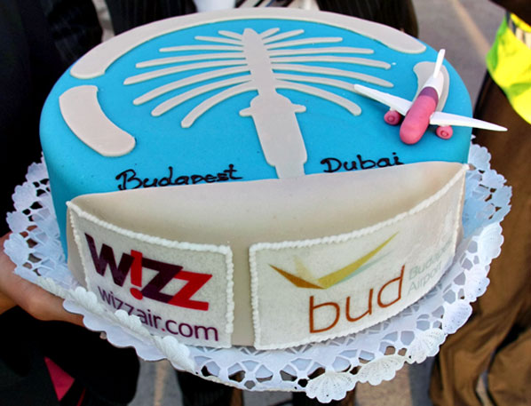 The launch cake for Wizz Air's Budapest to Dubai World Central – Al Maktoum International Airport (DWC)