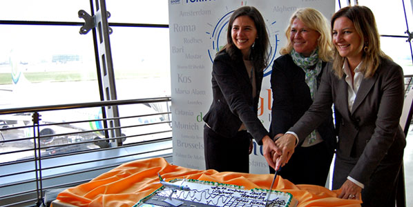 Celebrating the launch of flights from Amsterdam to Turin (left to right); Elisa Del Medico, Marketing Manager SAGAT Turin Airport; Maureen Sluiter, Communication Manager transavia.com and; Monica Cochi, Aviation Development SAGAT Turin Airport.