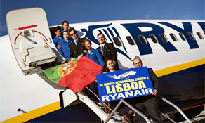 Ryanair reaches Lisbon Airport; easyJet and Norwegian also add new routes in 2013 as passenger numbers grow by almost 4%