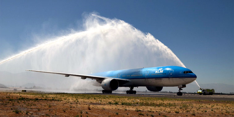 The water cannon salute for KLM Amsterdam to Santiago.