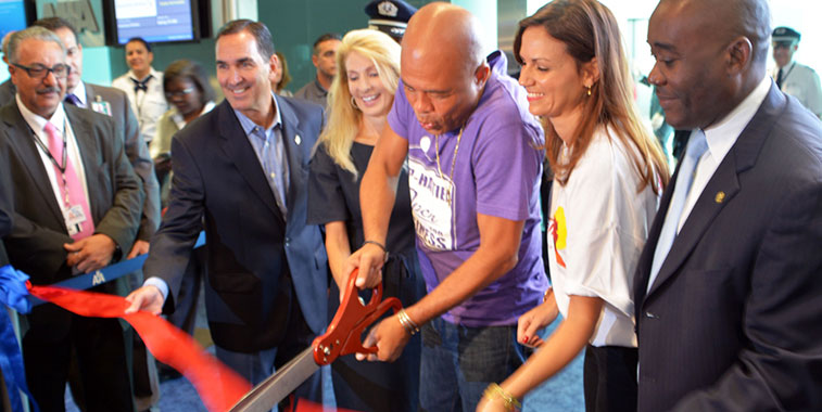 Miami Airport celebrated on 2 October the inaugural flight of American Airlines 