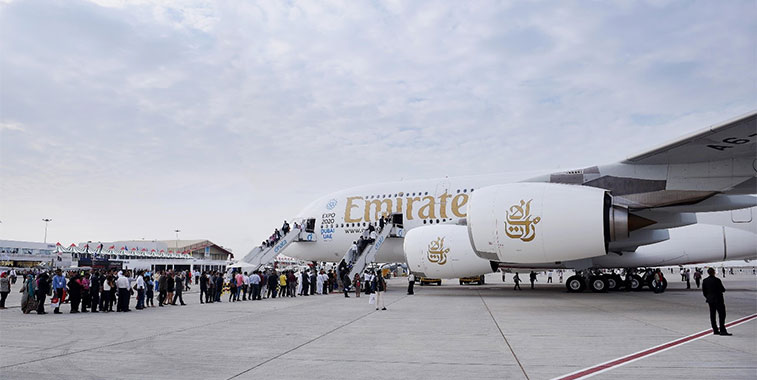 emirates two class a380 dubai air show