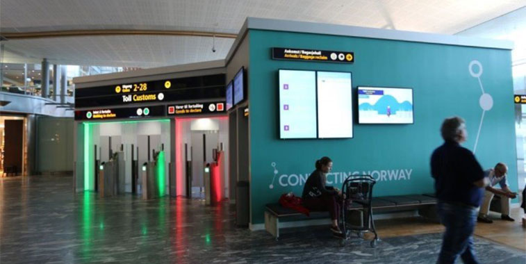 “Connecting Norway” at Oslo Airport has been expanded. Now, about 20,000 passengers per month can proceed directly to their domestic flight after landing from an international flight. All passengers flying with Norwegian or SAS, and who are travelling with hand luggage only, can now take advantage of this, regardless of where they are flying in from.