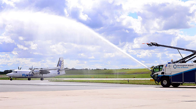 On 27 April 2015, VLM Airlines became the sixth carrier in the UK-Ireland market when it commenced 12 weekly services to London Luton and a four times weekly flight to Birmingham from its Waterford base, with the latter of the two UK airports greeting the first flight with a traditional water arch salute. With the market being so dominated by Ryanair and Aer Lingus, it’s of no surprise to see that VLM only commands 0.4% of monthly seats between the UK and Ireland this winter.