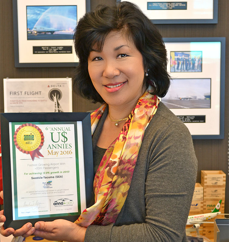 Seen celebrating Seattle-Tacoma’s win in the >20 million category is the airport’s Kazue Ishiwata