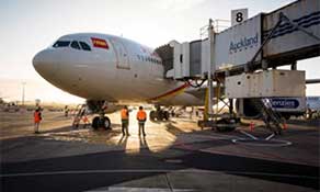 Hainan Airlines actions Auckland route