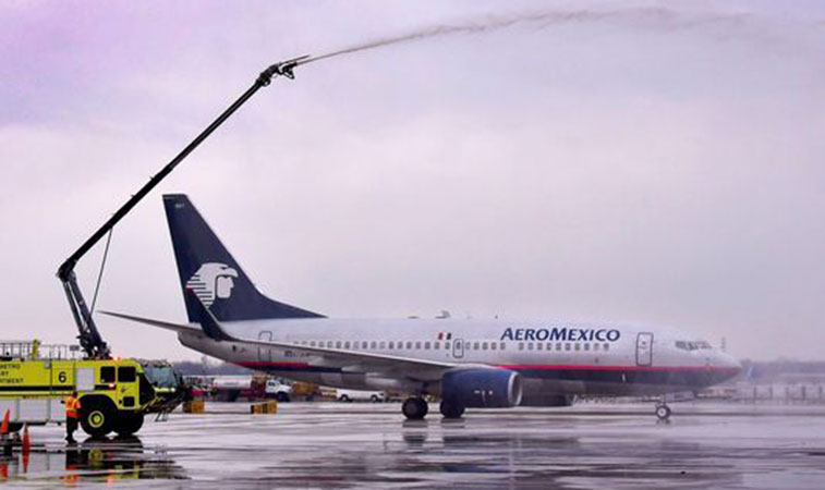 Aeromexico Mexico City to Detroit water arch