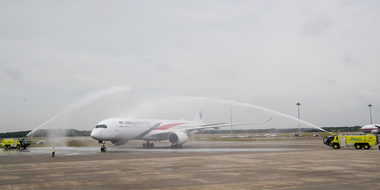 Malaysia Airlines A350 delivery 