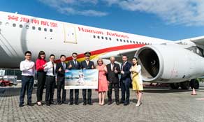 Hainan Airlines flies to the Great Barrier Reef