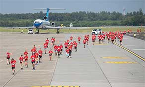 1,100 runners conquer Budapest Airport’s runway run