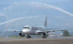 Qatar Airways' Doha hub analysed; three waves & 471 movements today
